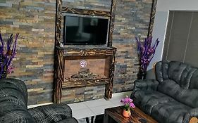 Cosy Urban Park Accommodation K005
